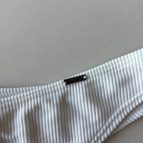 Rusty swim bottoms bikini bottoms size medium - Picture 3 of 4